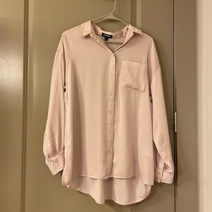 Express Blush Boyfriend Button-down, size medium